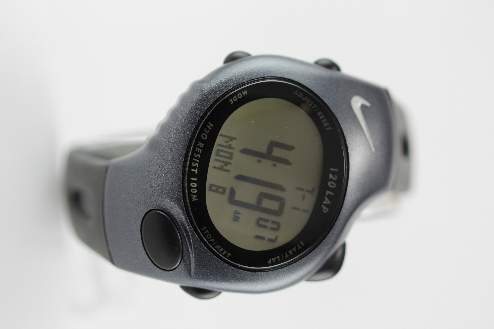 NIKE TRIAX 120 WATCH WR0002.301