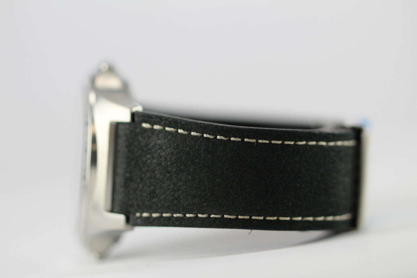 Junghans Gents w/stainless steel case, sapphire crystal, 056/440500