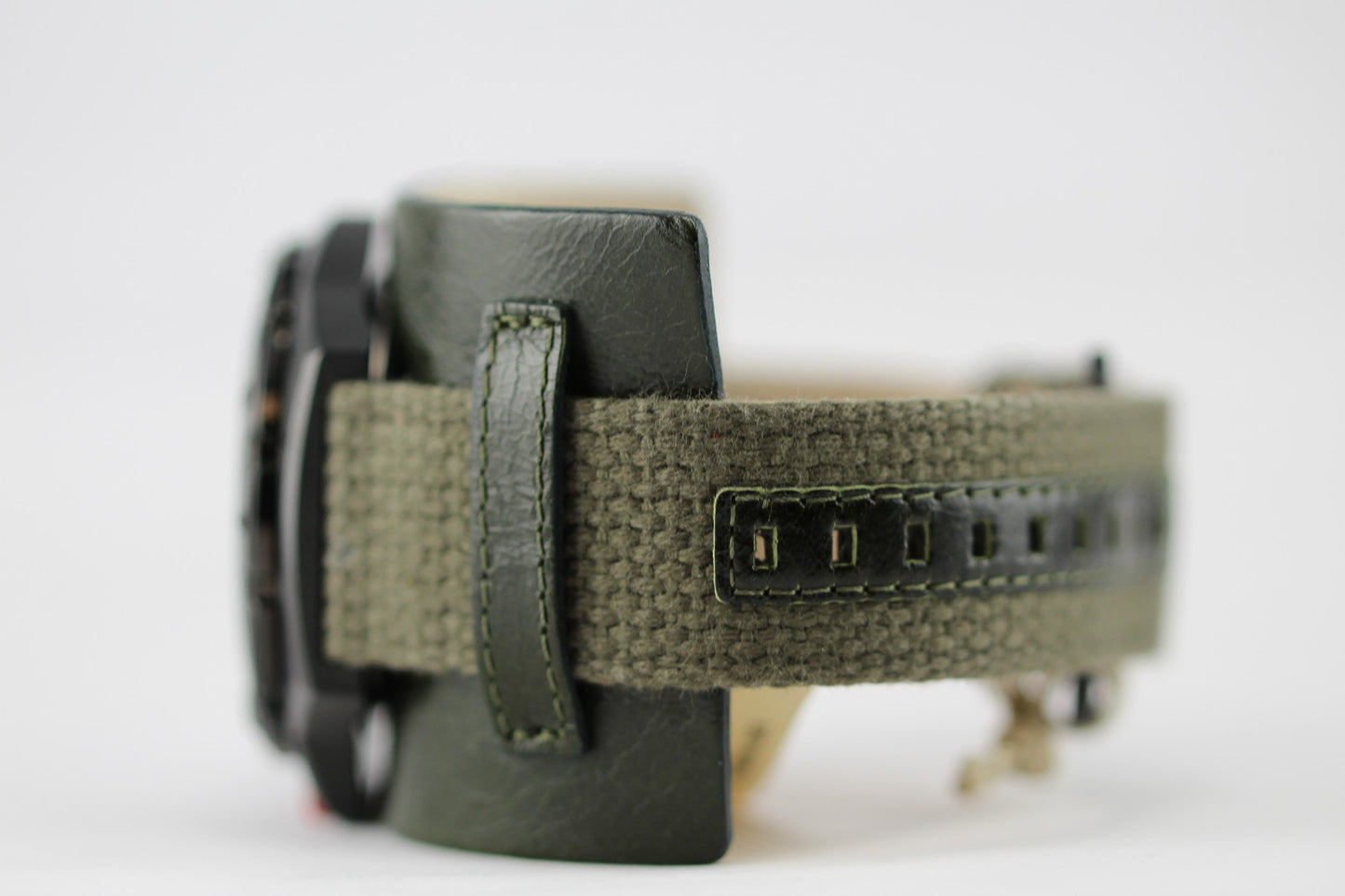 CONVERSE Wristwatch VR006.305