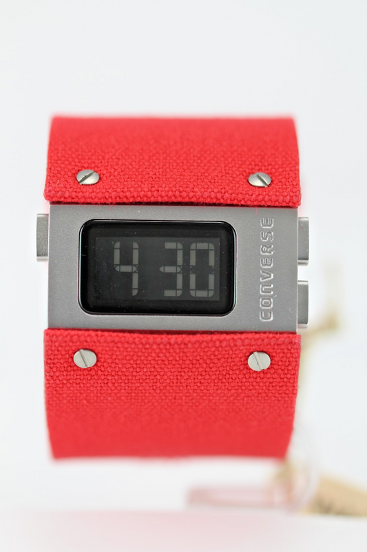 CONVERSE Wristwatch VR012.650