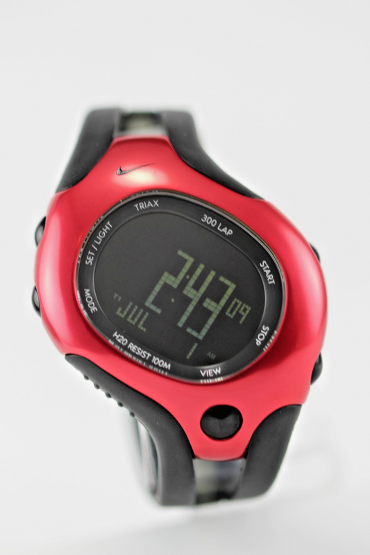 NIKE TRIAX SPEED 300 WATCH--WR0101